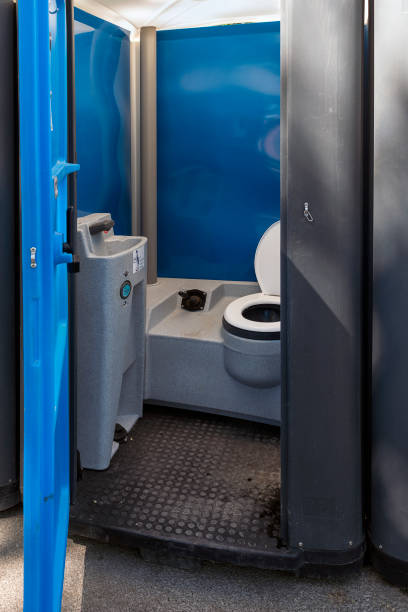 Porta potty delivery and setup in Buckner, KY